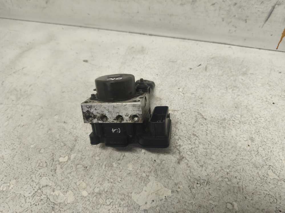 BLOC HYDRAULIC ABS CITROEN C1/PEUGEOT 107/TOYOTA AYGO - Vue 1